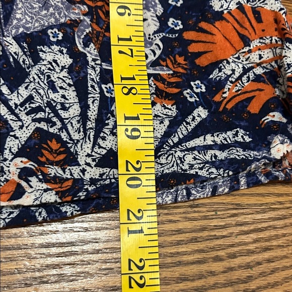 Maeve by Anthropologie Shirt Women’s XS Navy and Orange Animal Print Flowy - Picture 6 of 9